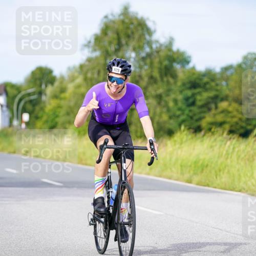 31.08.2025 - Elbe Triathlon Hamburg Michael Burmester http://msf.ph/oto/8673201 31.08.2025 10:10:41 Radfahren 497, 653, 678, 893, 929 meine-sportfotos.de