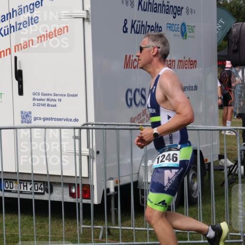 31.08.2025 - Elbe Triathlon Hamburg Luisa Fischer http://msf.ph/oto/8673220 31.08.2025 11:01:38 Laufen 19, 22145, 1992, 1246, 204, 13 meine-sportfotos.de