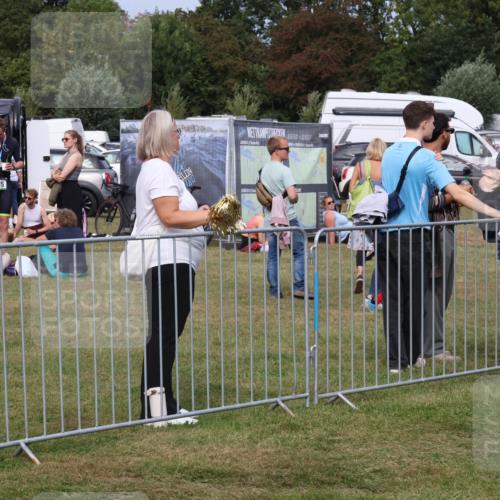 31.08.2025 - Elbe Triathlon Hamburg Luisa Fischer http://msf.ph/oto/8673226 31.08.2025 11:01:45 Laufen 763, 435, 1213 meine-sportfotos.de