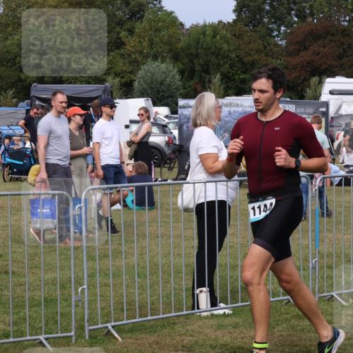 31.08.2025 - Elbe Triathlon Hamburg Luisa Fischer http://msf.ph/oto/8673241 31.08.2025 11:01:47 Laufen 114, 1240 meine-sportfotos.de