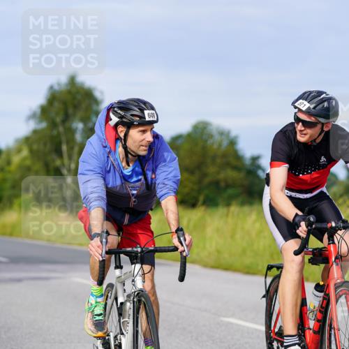 31.08.2025 - Elbe Triathlon Hamburg Michael Burmester http://msf.ph/oto/8673290 31.08.2025 10:10:56 Radfahren 521, 606, 616, 627, 692, 785 meine-sportfotos.de