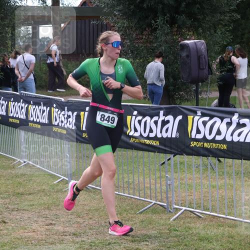 31.08.2025 - Elbe Triathlon Hamburg Luisa Fischer http://msf.ph/oto/8673294 31.08.2025 11:02:06 Laufen 1001, 849 meine-sportfotos.de