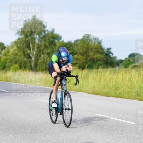 31.08.2025 - Elbe Triathlon Hamburg Michael Burmester http://msf.ph/oto/8673295 31.08.2025 10:10:57 Radfahren 521, 606, 627, 692, 785 meine-sportfotos.de