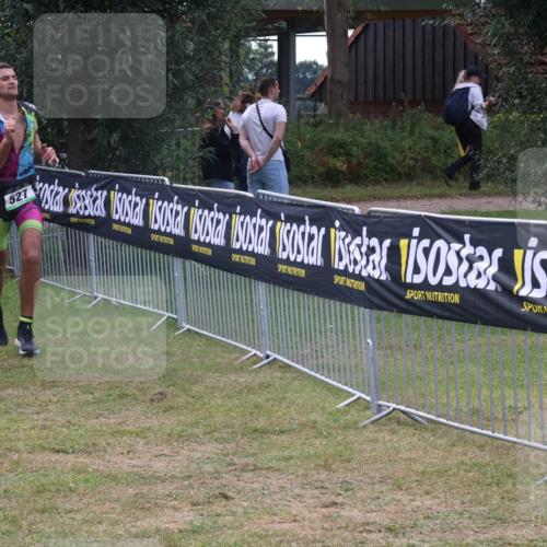 31.08.2025 - Elbe Triathlon Hamburg Luisa Fischer http://msf.ph/oto/8673298 31.08.2025 11:02:12 Laufen 322, 527 meine-sportfotos.de
