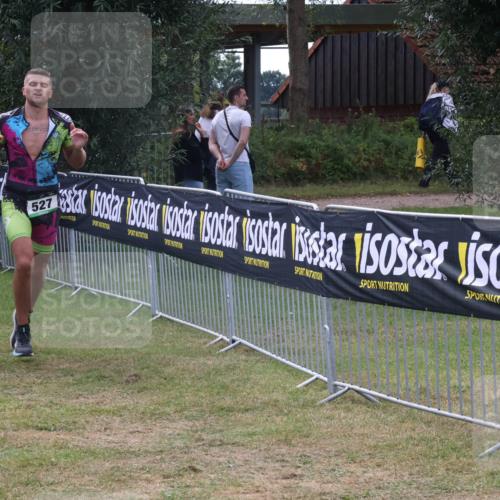31.08.2025 - Elbe Triathlon Hamburg Luisa Fischer http://msf.ph/oto/8673302 31.08.2025 11:02:12 Laufen 322, 527 meine-sportfotos.de
