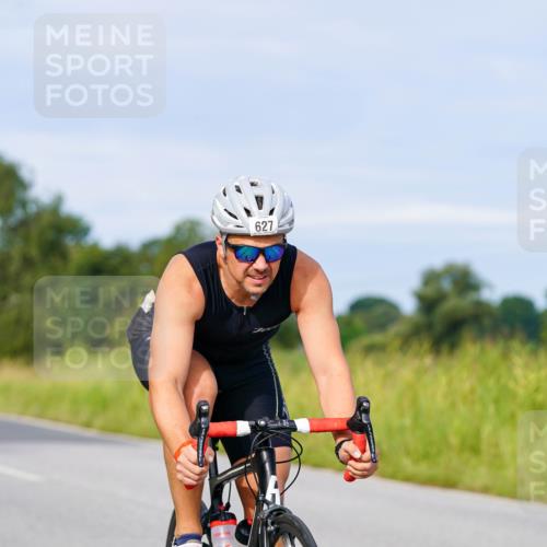 31.08.2025 - Elbe Triathlon Hamburg Michael Burmester http://msf.ph/oto/8673320 31.08.2025 10:10:59 Radfahren 418, 627, 692 meine-sportfotos.de