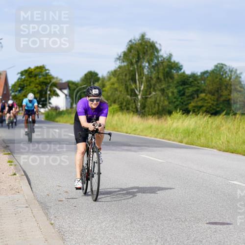 31.08.2025 - Elbe Triathlon Hamburg Michael Burmester http://msf.ph/oto/8673359 31.08.2025 10:11:25 Radfahren 483, 650, 797, 830, 840, 853 meine-sportfotos.de