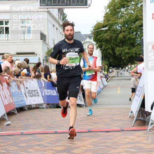 31.08.2025 - 21. Blankeneser Heldenlauf Strokosch-Dieckow http://msf.ph/oto/8673418 31.08.2025 10:51:43 Ziel 3627, 3021 meine-sportfotos.de