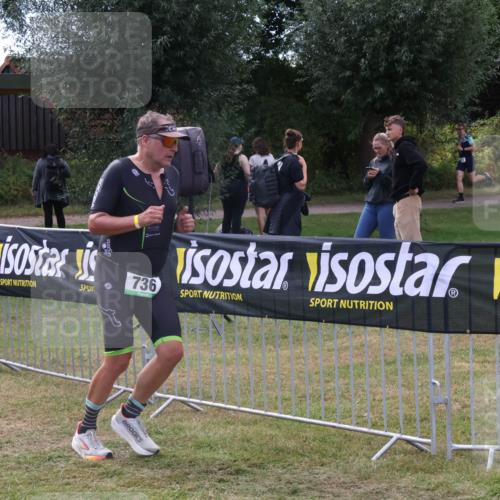 31.08.2025 - Elbe Triathlon Hamburg Luisa Fischer http://msf.ph/oto/8673419 31.08.2025 11:03:36 Laufen 736 meine-sportfotos.de