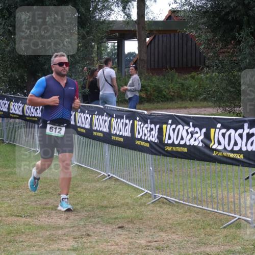 31.08.2025 - Elbe Triathlon Hamburg Luisa Fischer http://msf.ph/oto/8673442 31.08.2025 11:04:03 Laufen 173, 612 meine-sportfotos.de