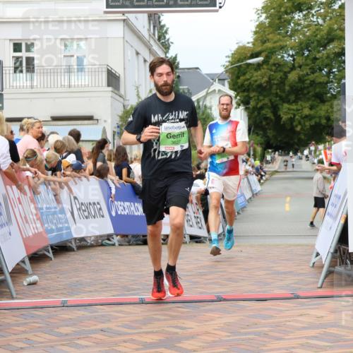 31.08.2025 - 21. Blankeneser Heldenlauf Strokosch-Dieckow http://msf.ph/oto/8673452 31.08.2025 10:51:43 Ziel 3627, 3021 meine-sportfotos.de