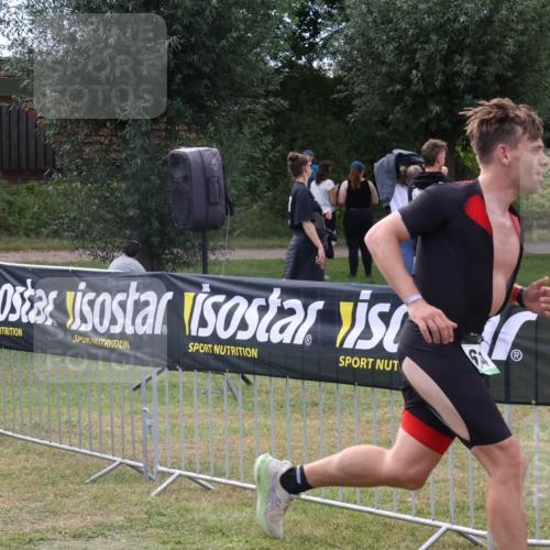 31.08.2025 - Elbe Triathlon Hamburg Luisa Fischer http://msf.ph/oto/8673503 31.08.2025 11:04:51 Laufen  meine-sportfotos.de
