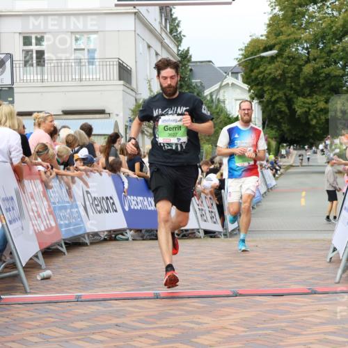 31.08.2025 - 21. Blankeneser Heldenlauf Strokosch-Dieckow http://msf.ph/oto/8673523 31.08.2025 10:51:43 Ziel 3627, 3021 meine-sportfotos.de