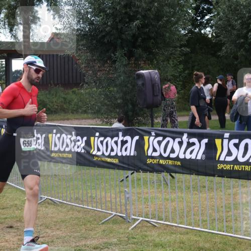 31.08.2025 - Elbe Triathlon Hamburg Luisa Fischer http://msf.ph/oto/8673531 31.08.2025 11:05:05 Laufen 410 meine-sportfotos.de