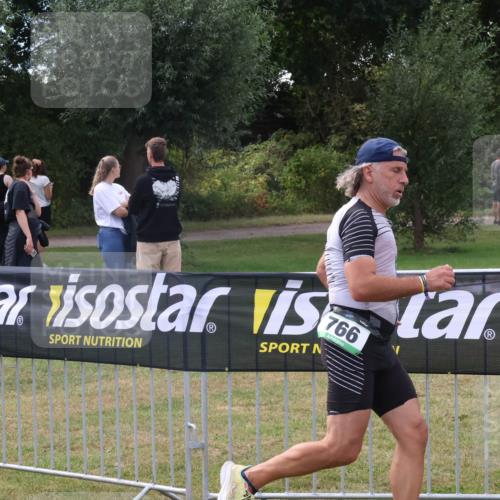 31.08.2025 - Elbe Triathlon Hamburg Luisa Fischer http://msf.ph/oto/8673556 31.08.2025 11:05:18 Laufen 766 meine-sportfotos.de