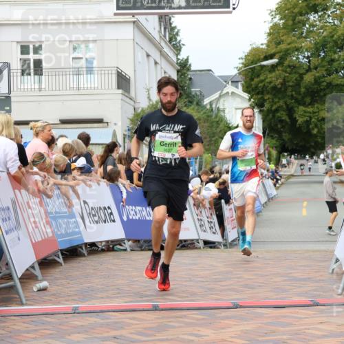 31.08.2025 - 21. Blankeneser Heldenlauf Strokosch-Dieckow http://msf.ph/oto/8673582 31.08.2025 10:51:43 Ziel 3627, 3021 meine-sportfotos.de