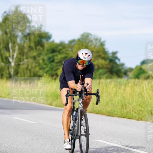 31.08.2025 - Elbe Triathlon Hamburg Michael Burmester http://msf.ph/oto/8673583 31.08.2025 10:12:27 Radfahren 473, 499, 587, 608, 665 meine-sportfotos.de