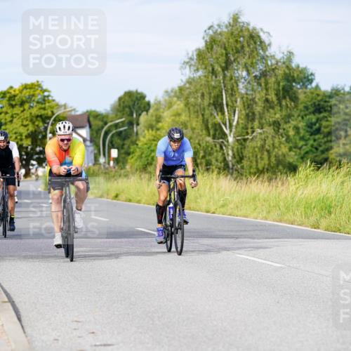 31.08.2025 - Elbe Triathlon Hamburg Michael Burmester http://msf.ph/oto/8673599 31.08.2025 10:12:33 Radfahren 499, 530, 536, 648, 673, 708, 748, 848 meine-sportfotos.de