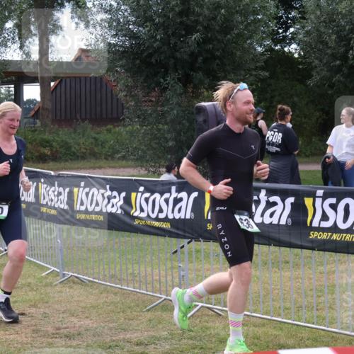 31.08.2025 - Elbe Triathlon Hamburg Luisa Fischer http://msf.ph/oto/8673602 31.08.2025 11:05:49 Laufen 910 meine-sportfotos.de