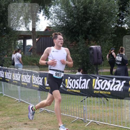 31.08.2025 - Elbe Triathlon Hamburg Luisa Fischer http://msf.ph/oto/8673610 31.08.2025 11:05:51 Laufen 97, 957 meine-sportfotos.de