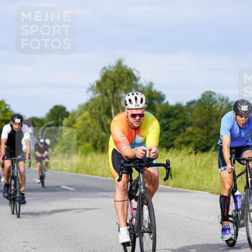 31.08.2025 - Elbe Triathlon Hamburg Michael Burmester http://msf.ph/oto/8673625 31.08.2025 10:12:34 Radfahren 499, 530, 536, 648, 673, 708, 748, 815, 848 meine-sportfotos.de