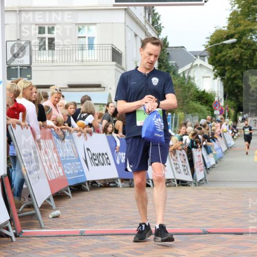 31.08.2025 - 21. Blankeneser Heldenlauf Strokosch-Dieckow http://msf.ph/oto/8673626 31.08.2025 10:51:35 Ziel 2187, 3580, 3030 meine-sportfotos.de