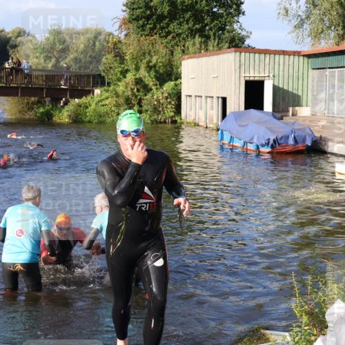 31.08.2025 - Elbe Triathlon Hamburg Luisa Fischer http://msf.ph/oto/8673631 31.08.2025 08:45:12 Schwimmen 311, 331 meine-sportfotos.de