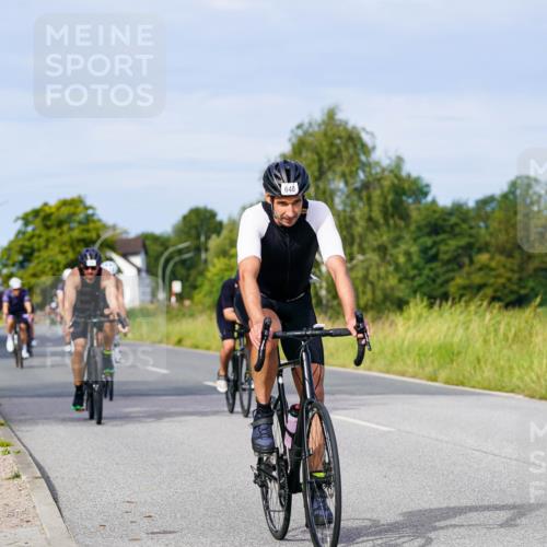 31.08.2025 - Elbe Triathlon Hamburg Michael Burmester http://msf.ph/oto/8673637 31.08.2025 10:12:35 Radfahren 499, 530, 536, 648, 673, 708, 748, 815, 848 meine-sportfotos.de