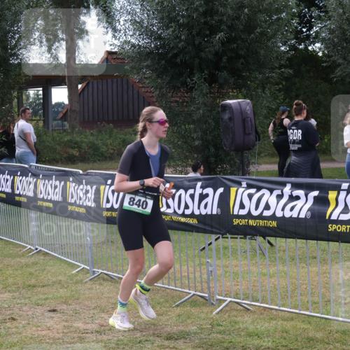 31.08.2025 - Elbe Triathlon Hamburg Luisa Fischer http://msf.ph/oto/8673648 31.08.2025 11:06:06 Laufen 840 meine-sportfotos.de