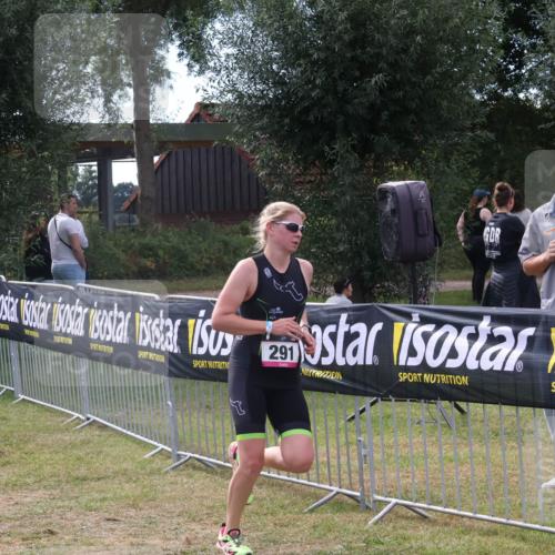 31.08.2025 - Elbe Triathlon Hamburg Luisa Fischer http://msf.ph/oto/8673659 31.08.2025 11:06:17 Laufen 291 meine-sportfotos.de