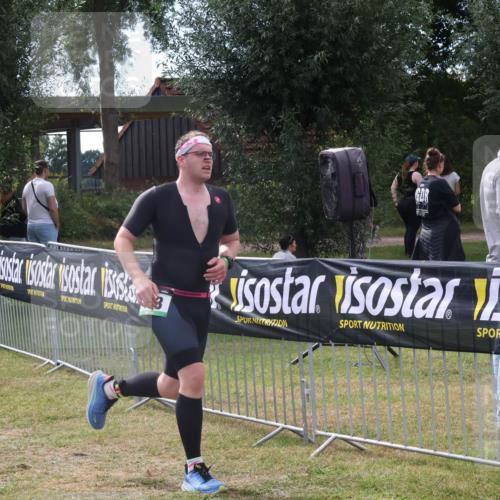 31.08.2025 - Elbe Triathlon Hamburg Luisa Fischer http://msf.ph/oto/8673672 31.08.2025 11:06:19 Laufen 9 meine-sportfotos.de
