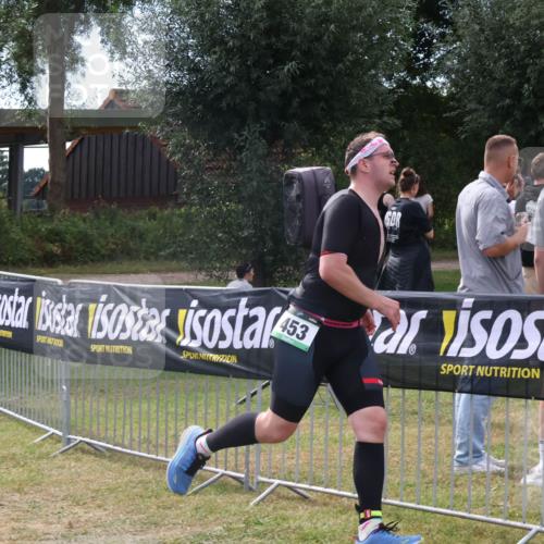 31.08.2025 - Elbe Triathlon Hamburg Luisa Fischer http://msf.ph/oto/8673674 31.08.2025 11:06:19 Laufen 453 meine-sportfotos.de