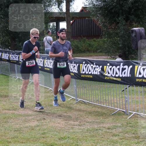 31.08.2025 - Elbe Triathlon Hamburg Luisa Fischer http://msf.ph/oto/8673676 31.08.2025 11:06:28 Laufen 654, 63, 250, 510 meine-sportfotos.de