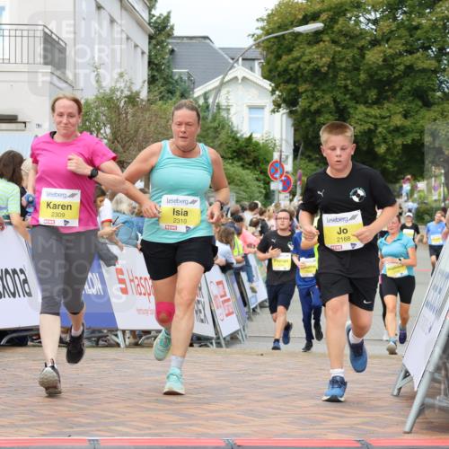 31.08.2025 - 21. Blankeneser Heldenlauf Strokosch-Dieckow http://msf.ph/oto/8673677 31.08.2025 10:30:51 Ziel 2179, 2594, 2376, 2279, 2168, 2600, 2206, 2309, 2310 meine-sportfotos.de