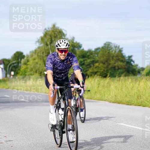 31.08.2025 - Elbe Triathlon Hamburg Michael Burmester http://msf.ph/oto/8673679 31.08.2025 10:12:40 Radfahren 530, 536, 673, 720, 813, 815, 848 meine-sportfotos.de
