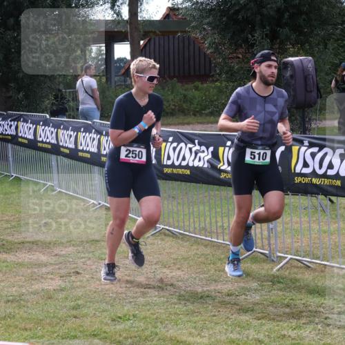 31.08.2025 - Elbe Triathlon Hamburg Luisa Fischer http://msf.ph/oto/8673685 31.08.2025 11:06:29 Laufen 463, 50, 250 meine-sportfotos.de