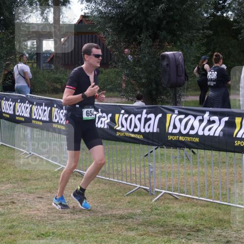 31.08.2025 - Elbe Triathlon Hamburg Luisa Fischer http://msf.ph/oto/8673716 31.08.2025 11:06:32 Laufen 654 meine-sportfotos.de