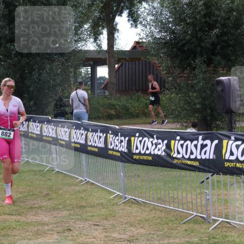31.08.2025 - Elbe Triathlon Hamburg Luisa Fischer http://msf.ph/oto/8673728 31.08.2025 11:07:07 Laufen 907, 882 meine-sportfotos.de