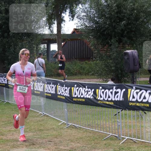 31.08.2025 - Elbe Triathlon Hamburg Luisa Fischer http://msf.ph/oto/8673737 31.08.2025 11:07:08 Laufen 882 meine-sportfotos.de