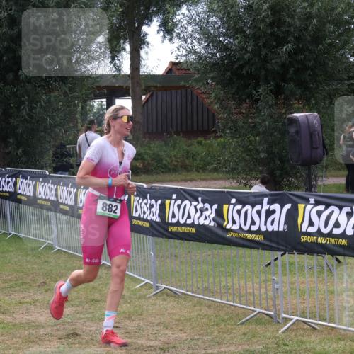 31.08.2025 - Elbe Triathlon Hamburg Luisa Fischer http://msf.ph/oto/8673738 31.08.2025 11:07:08 Laufen 47, 882 meine-sportfotos.de