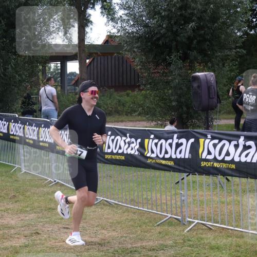 31.08.2025 - Elbe Triathlon Hamburg Luisa Fischer http://msf.ph/oto/8673754 31.08.2025 11:07:10 Laufen  meine-sportfotos.de