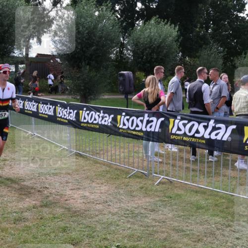 31.08.2025 - Elbe Triathlon Hamburg Luisa Fischer http://msf.ph/oto/8673779 31.08.2025 11:28:49 Laufen 657 meine-sportfotos.de