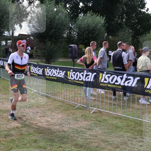 31.08.2025 - Elbe Triathlon Hamburg Luisa Fischer http://msf.ph/oto/8673780 31.08.2025 11:28:50 Laufen 80, 657 meine-sportfotos.de