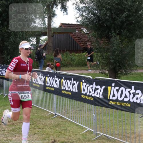 31.08.2025 - Elbe Triathlon Hamburg Luisa Fischer http://msf.ph/oto/8673789 31.08.2025 11:29:16 Laufen 1167, 893 meine-sportfotos.de