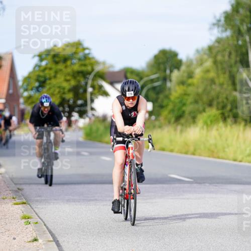 31.08.2025 - Elbe Triathlon Hamburg Michael Burmester http://msf.ph/oto/8673823 31.08.2025 10:12:59 Radfahren 486, 711, 779 meine-sportfotos.de
