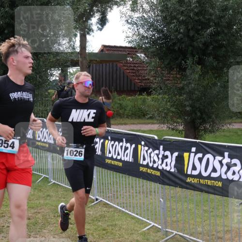 31.08.2025 - Elbe Triathlon Hamburg Luisa Fischer http://msf.ph/oto/8673833 31.08.2025 11:29:29 Laufen 1026, 954 meine-sportfotos.de