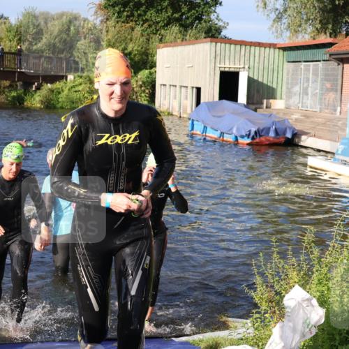 31.08.2025 - Elbe Triathlon Hamburg Luisa Fischer http://msf.ph/oto/8673847 31.08.2025 08:46:00 Schwimmen 246, 260, 261, 285, 324, 334, 360 meine-sportfotos.de