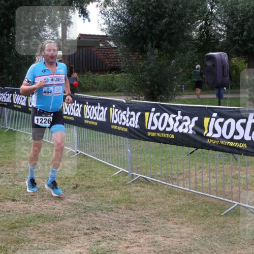 31.08.2025 - Elbe Triathlon Hamburg Luisa Fischer http://msf.ph/oto/8673857 31.08.2025 11:29:41 Laufen 1226 meine-sportfotos.de