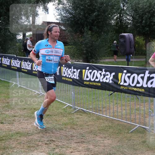 31.08.2025 - Elbe Triathlon Hamburg Luisa Fischer http://msf.ph/oto/8673859 31.08.2025 11:29:41 Laufen 1226 meine-sportfotos.de