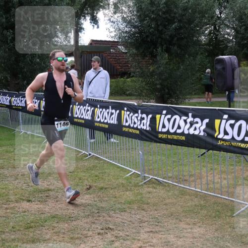31.08.2025 - Elbe Triathlon Hamburg Luisa Fischer http://msf.ph/oto/8673940 31.08.2025 11:30:16 Laufen 726, 512, 1146 meine-sportfotos.de